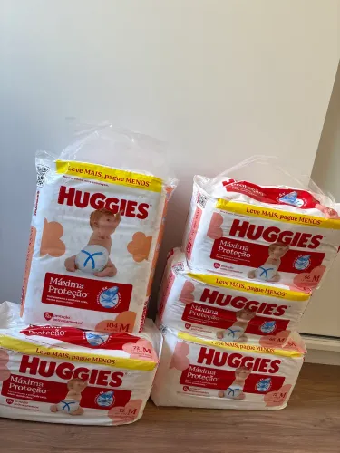 380 fraldas Huggies