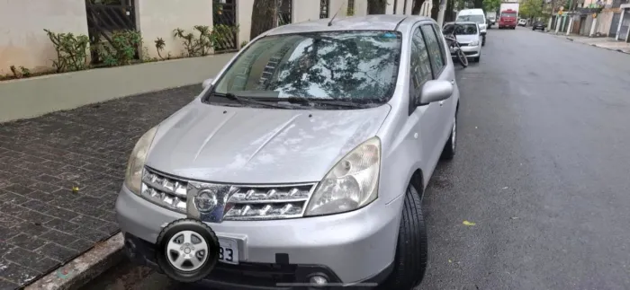 Nissan Livina SL 1.8 16V Flex Fuel Aut. 2010