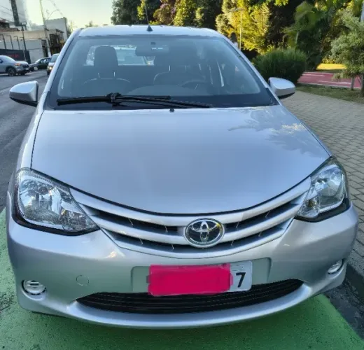 Toyota Etios XS Sedan 1.5 Flex 16V 4P Mec. 2015