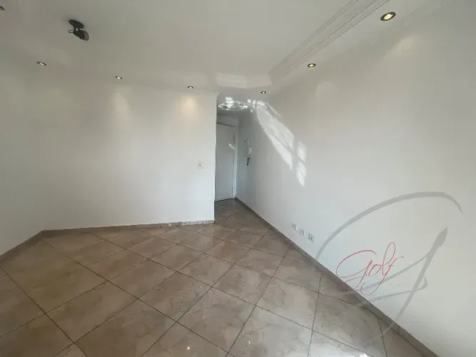 Apartamento para locação na Vila Yara em Osasco-SP: 3 quartos, 2 salas, 1 banheiro, 1 vaga