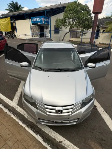 Honda City Sedan LX 1.5 Flex 16V 4P Mec. 2011