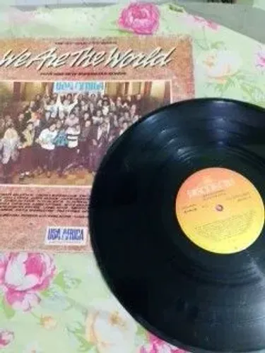 Vinil We ARE the world