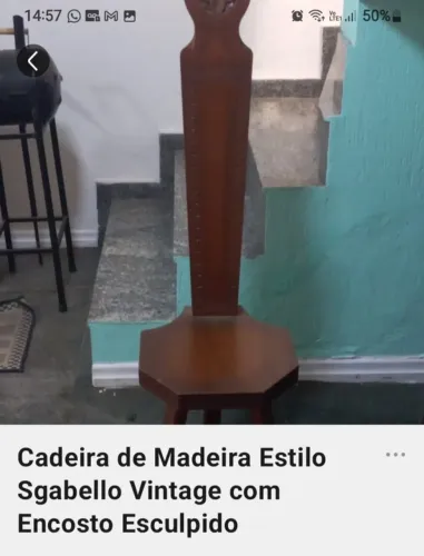 Cadeira Vintage de Madeira Estilo Sgabello com Encosto Alto