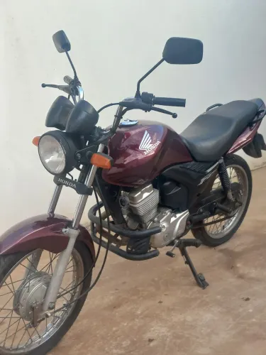 Vendo moto fan 150 vinho