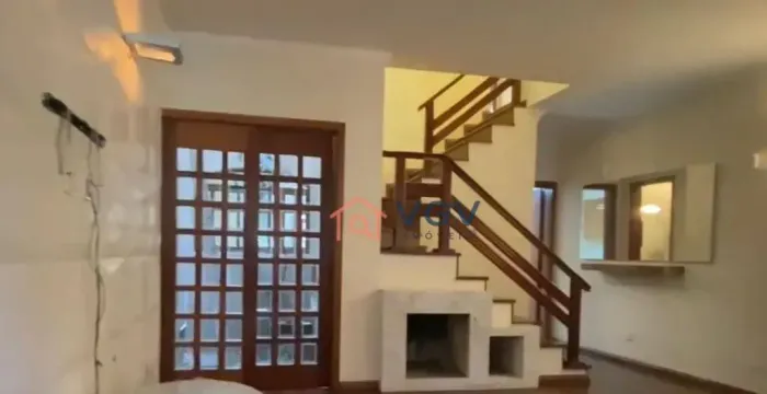 Sobrado com 3 dormitórios à venda, 200 m² por R$ 980.000,00 - Jardim Aeroporto - São Paulo