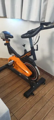 Bicicleta ergométrica elite