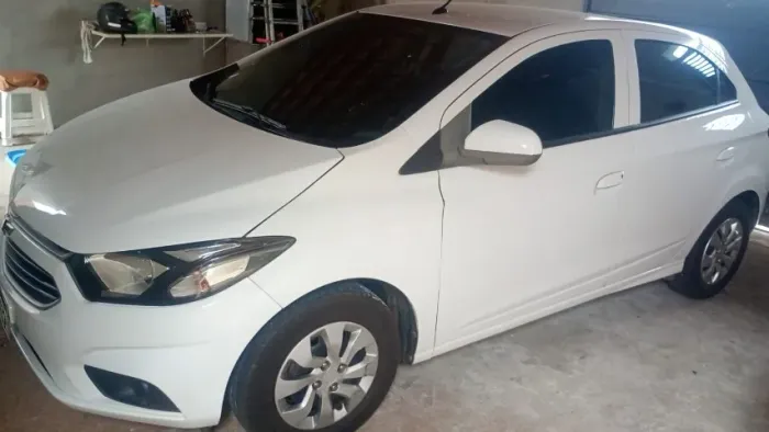 Chevrolet Onix Hatch LT 1.0 8V Flex Mec. 4P 2017