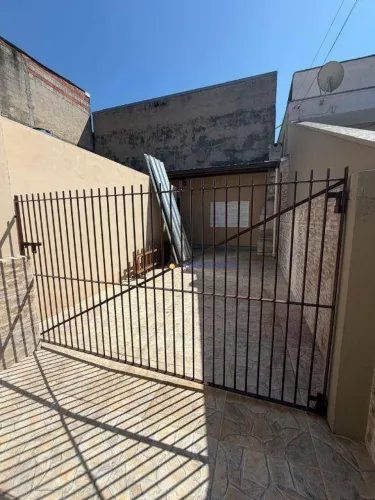 Casa com 1 dormitório para alugar, 80 m² por R$ 1.800/mês - Santo Antônio - Louveira/SP