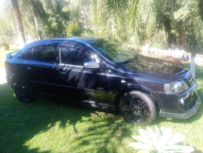 Chevrolet Astra GSI 2.0 16V 136cv Hatchback 5P 2004