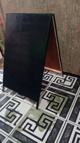 Cavalete Personalizado para Pinturas e Decoração