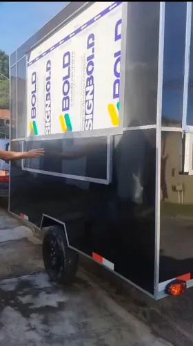 Vendo food truk 3x2 zero, acabou de ser fabricado