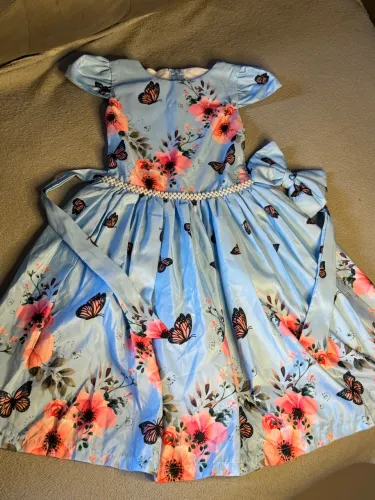 Vestidos infantis novos