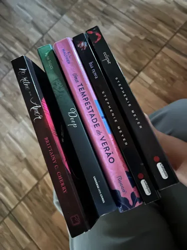 Livros da saga crepúsculo 