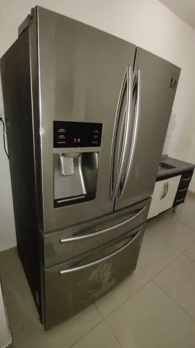 Geladeira Samsung French door água e gelo na porta perfeita