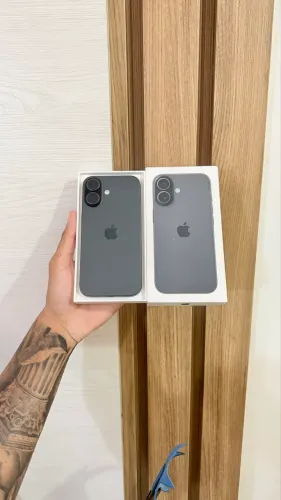 iPhone 17