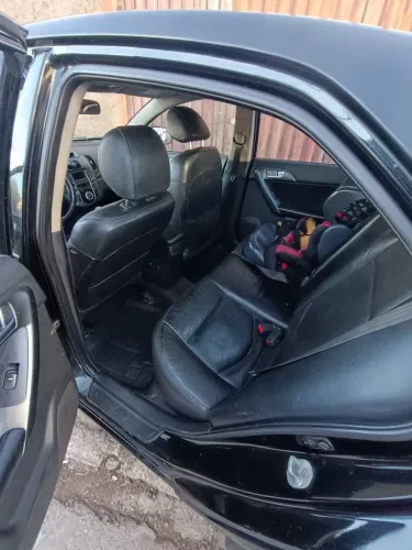 Kia Motors Cerato 1.6 16V Mec. 2010