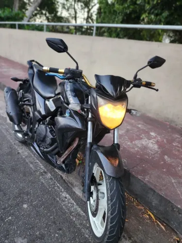 Vende-se moto Dafra 250cc