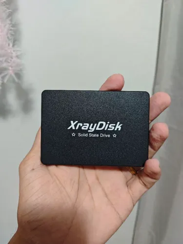 SSD SATA 240 GB Usado