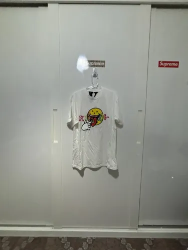 Camiseta Vlone LSD - Tamanho P - Usada