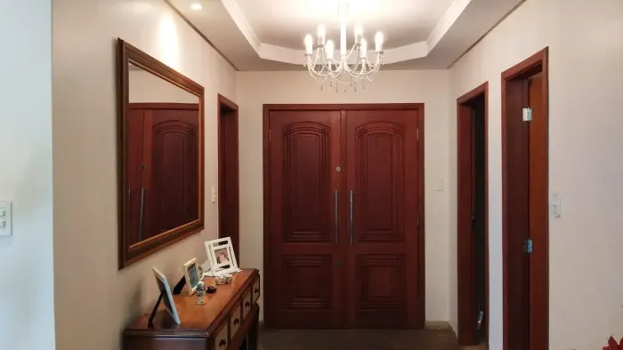 Imóvel com 4 quartos em Centro - Resende - RJ