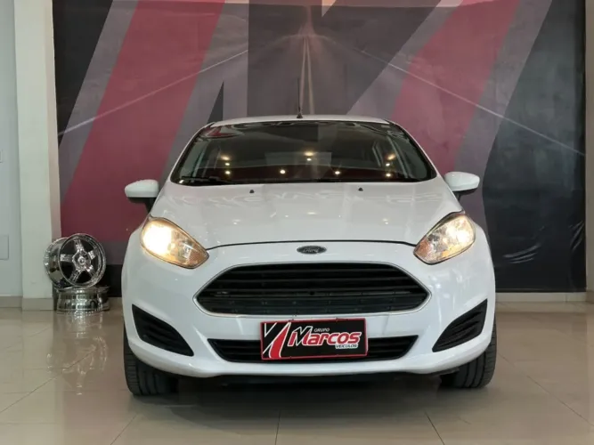 Ford Fiesta 1.5 16V Flex Mec. 5P 2015