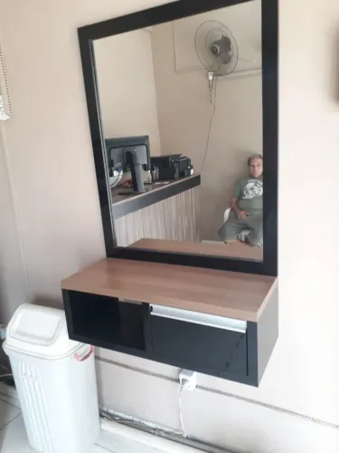 Vendo Bancada e espelho em MDF