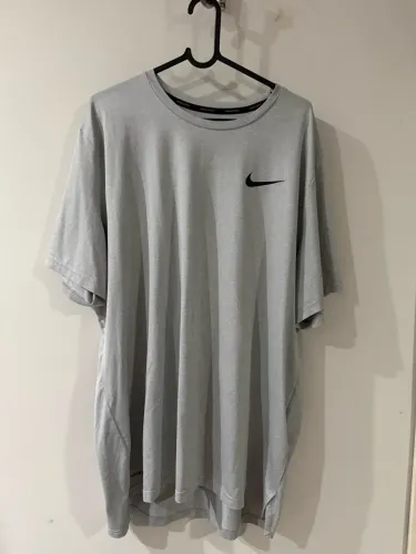 Camisa Nike original cinza tamanho G