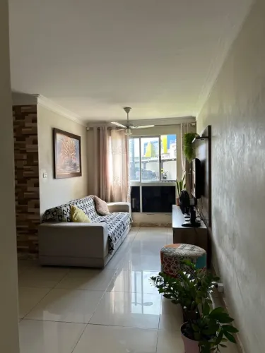 Aparentemente Condomínio Canto Belo