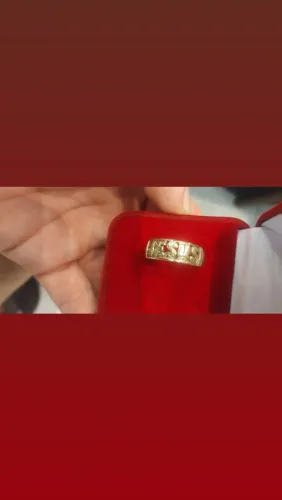 Anel de ouro 18k muito lindo tamanho 24 vendo ou troco valor negociável r$ 3.500