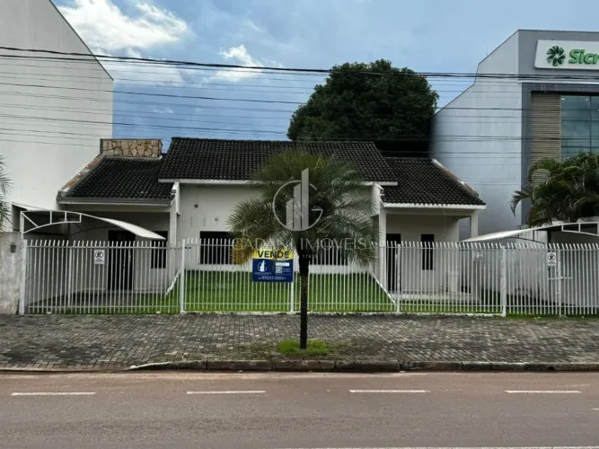 CASA Á VENDA NA AVENIDA DAS ITAÚBAS EM SINOP--MT | GADANI IMÓVEIS