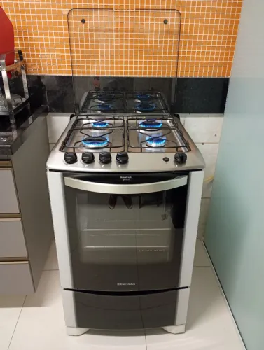 Fogão Electrolux 4 bocas acendimento automático