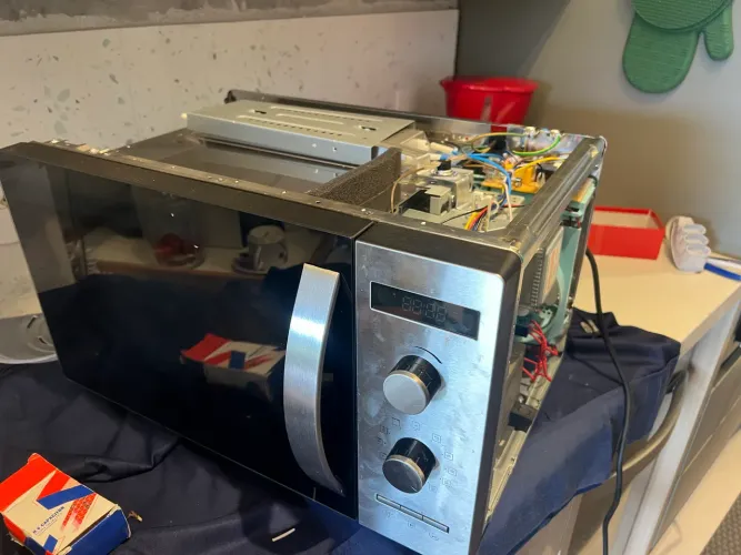 Conserto de microondas