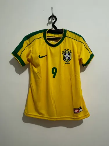 Camisa Brasil Retrô Feminina
