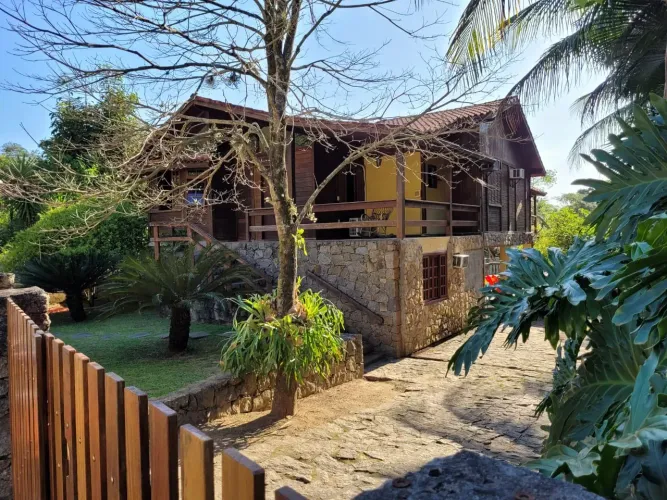 Fazenda/Sítio/Chácara para venda tem 180 metros quadrados com 5 quartos