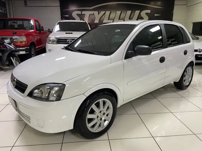 Chevrolet Corsa Hat. Maxx 1.4 8V Econoflex 5P 2011