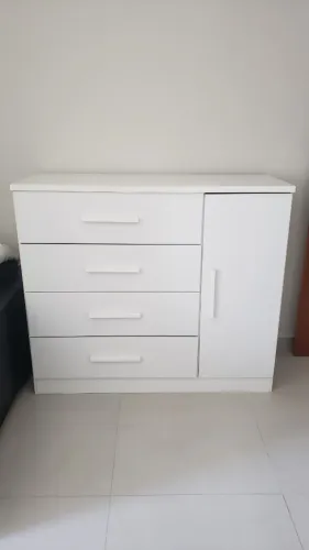 Cômoda Quarto