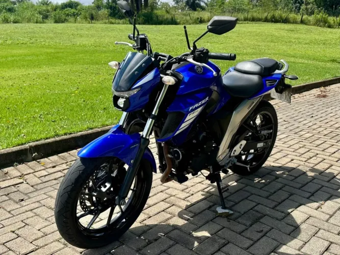Yamaha Fz25 250 fazer capitã marvel flex 2023