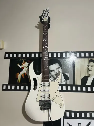 Guitarra ibanez jem JR