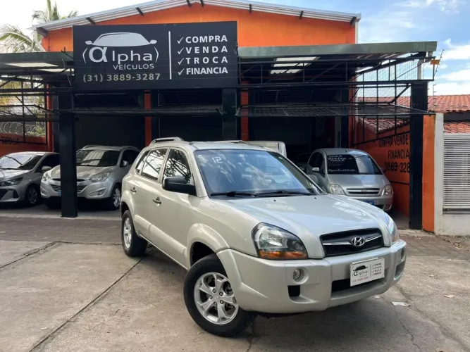 Hyundai Tucson 2.0 16V Mec. 2012