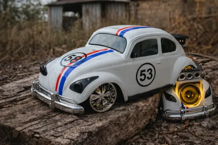 Fusca de Brinquedo com Som automotivo 
