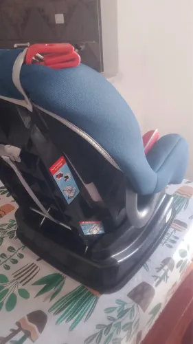 Vendo cadeirinha infantil 