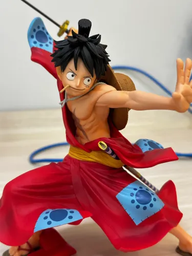 Bandai BWFC SMSP- One Piece- Luffytaro The brush