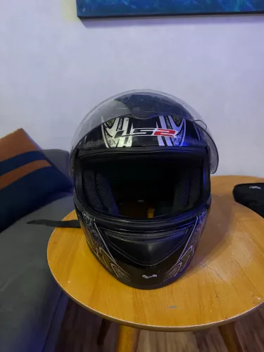 Capacete LS2