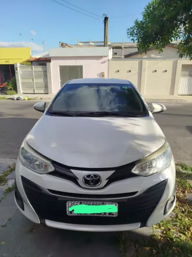 Toyota Yaris XL Sedan 1.5 Flex 16V 4P Mec. 2019