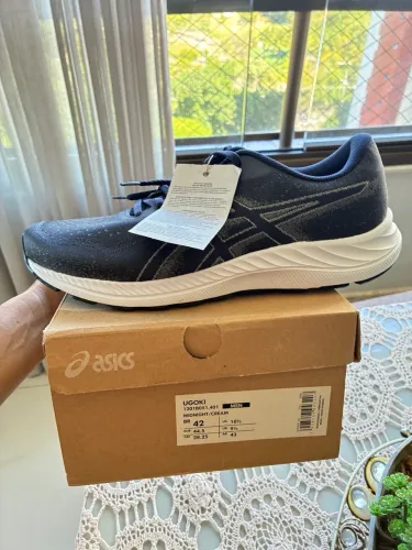 Tênis ASICS UGOKI Masculino - Nº 42 | Novo com Etiqueta -199,99