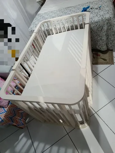 Vendo berço três um um