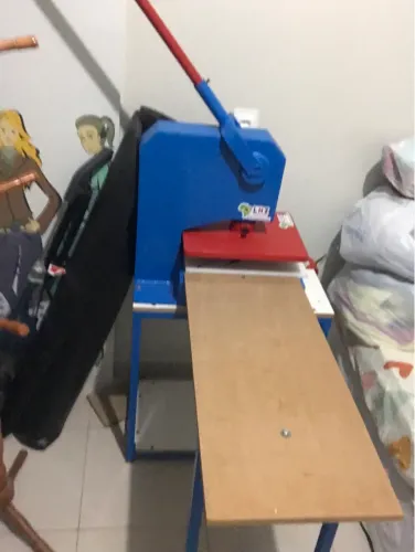 Máquina de fazer chinelos lhz