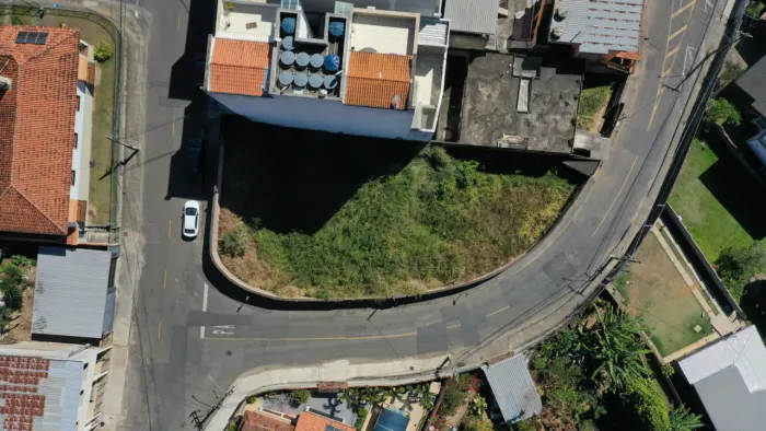 Terreno no São Pedro com projeto de prédio aprovado para venda