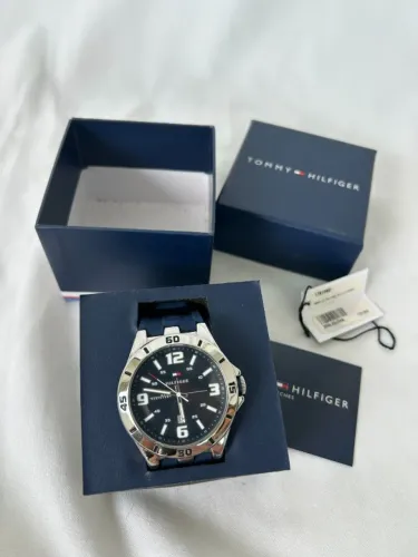 Relógio Tommy Hilfiger Drew Original - Completo e Impecável!