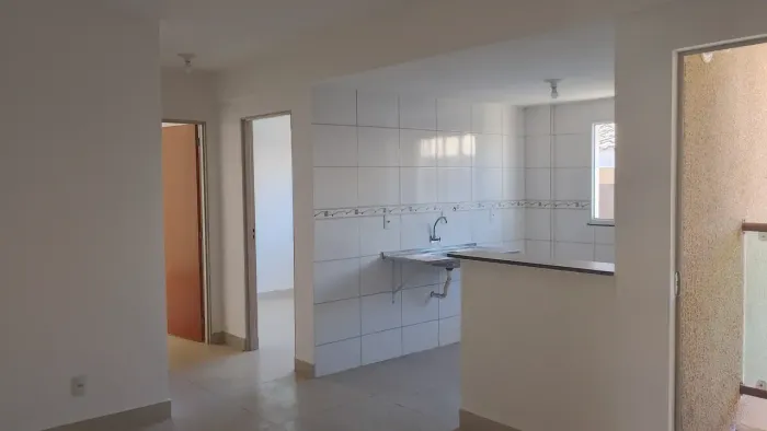 apartamento 2 quartos valparaiso Parque Marajó Cond Royal frente o mercado nossa KASA